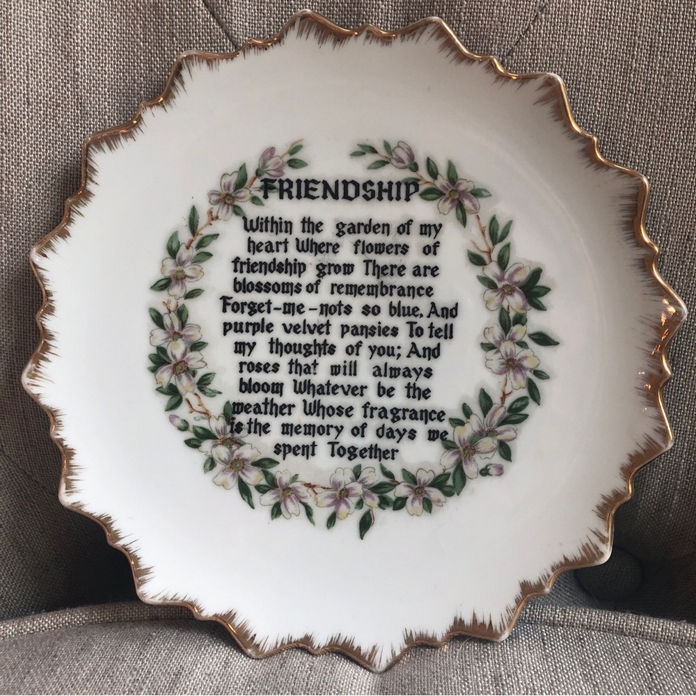 Vintage Norcrest Japan Friendship Plate Floral , with gold trim.
